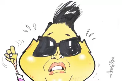 El Baile del Caballo, tras el éxito desbocado, persigue a su autor