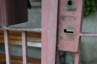 Una vivienda del Abasto y un comercio céntrico fueron robados cuando no estaban sus dueños