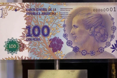 El 80% de los billetes emitidos en 2012 fueron de 100 pesos