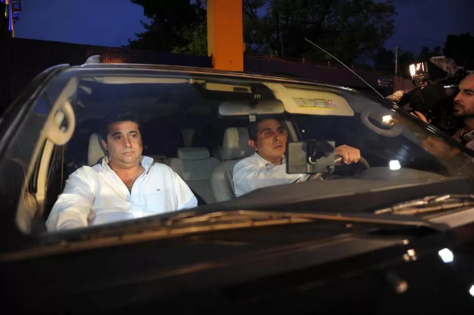 NO LO PUEDE CREER. La cara de Angelici lo dice todo: el pedido de Riquelme significaría un enorme esfuerzo para Boca. TELAM