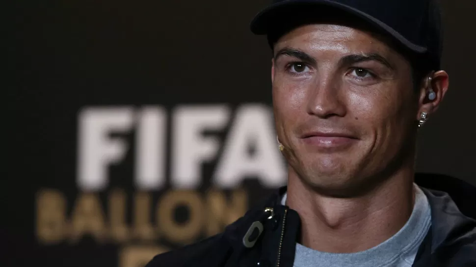 VISION. Ni siquiera Dios puede agradar a todos, dijo Cristiano Ronaldo, por lo que se despreocupó por eventuales antipatías que pueda causar, aunque admitió su intención de agradar a la mayoría de las personas. REUTERS