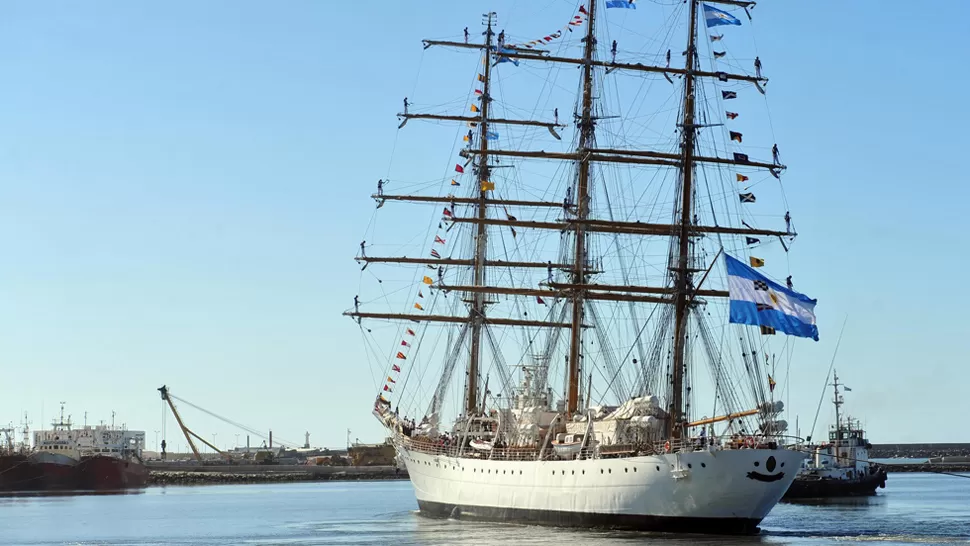 SE ACERCA A MAR DEL PLATA. La Fragata entró a aguas del Mar Argentino durante la madrugada de hoy. TELAM