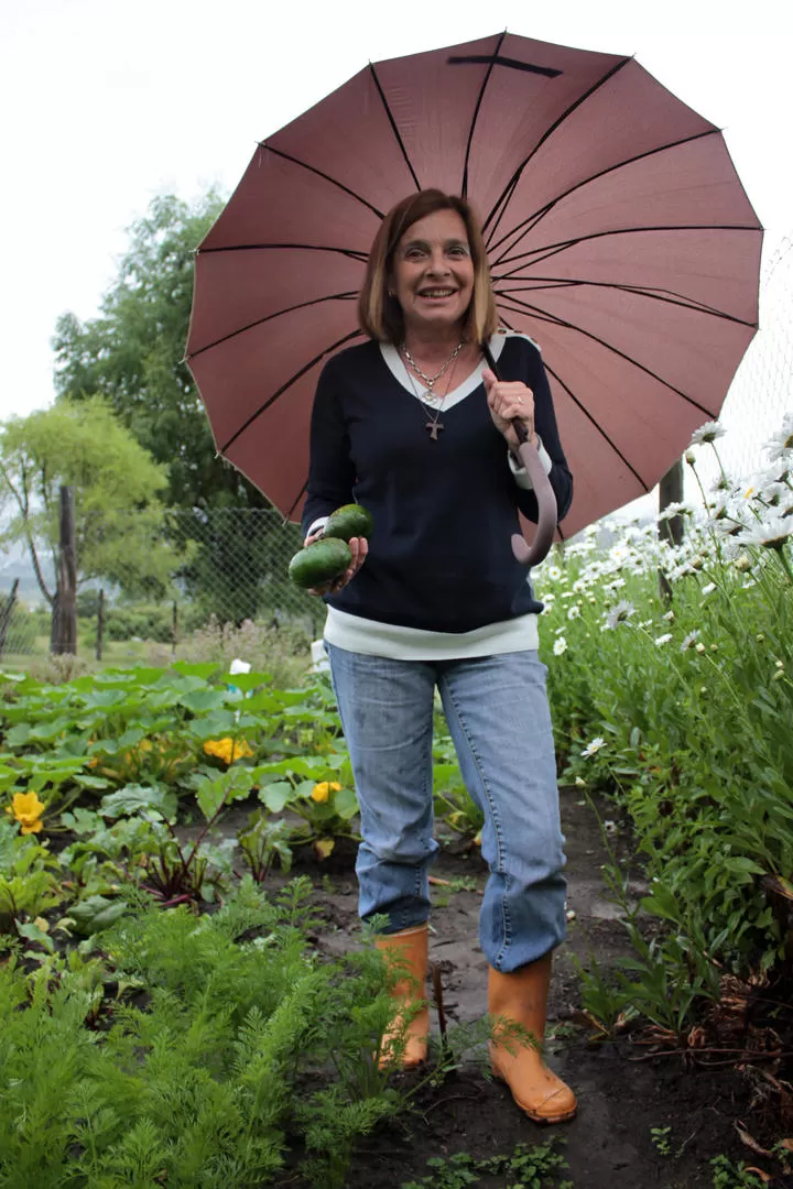  Me deslumbra la tierra. Amelia Pondal participó en un libro sobre comidas del noroeste   argentino.

 GENTILEZA DE DIEGO ARáOZ 