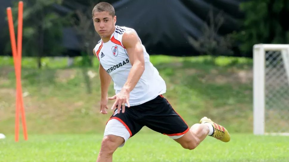 EXPECTATIVAS. El juvenil volante de River Plate Ezequiel Cirigliano tiene amplias probabilidades de continuar su carrera en el Anzhi Makhachkala, de Rusia, que ofreció casi 6 millones de euros por un porcentaje de su pase.