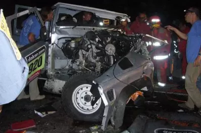 Un auto del Dakar chocó en Perú y hay dos muertos