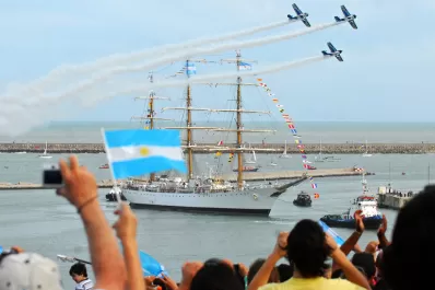 La Fragata Libertad, abierta al turismo hasta el 15 de febrero