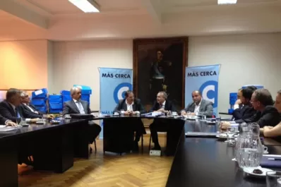 Los municipios recibirán unos $ 334 millones para pavimento, cordón cuneta y desagües