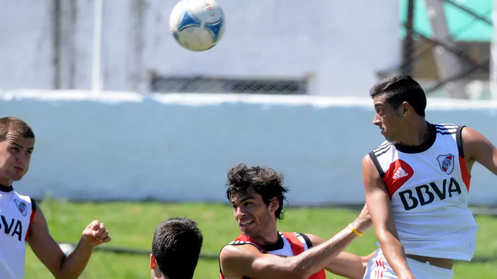 LITOS. Los jugadores de River se preparan en Tandil con vistas a los partidos que jugarán en los próximos días. DYN