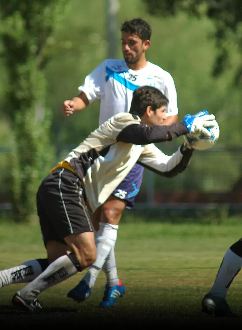 MÍA. Maidana no puede con el 1; suplentes y juveniles también ganaron en Salta. 