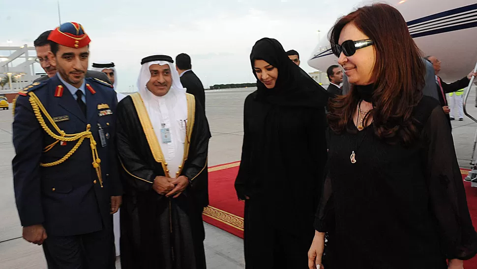 RECEPCION. La Presidenta se hospedará en el lujos hotel Emirates Palace. DYN