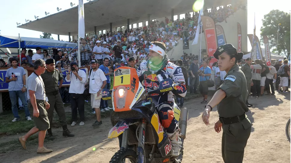 PASION TUERCA. Unas 250.000 personas participaron de la fiesta del Dakar. LA GACETA / FOTO DE HECTOR PERALTA