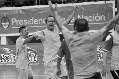 Scioli salió a justificar sus U$S 200.000