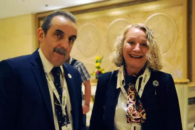 Maradona, un cristinista entre odaliscas