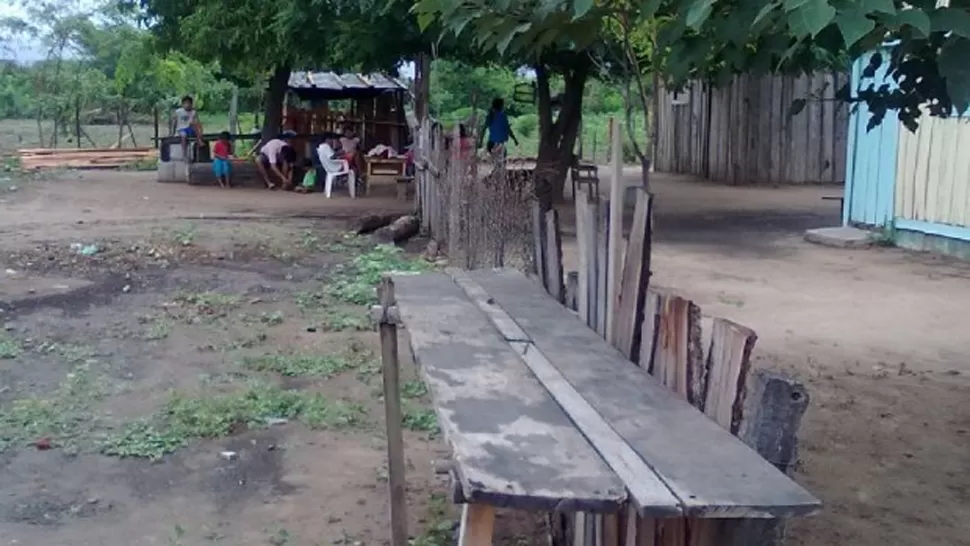 SORPRESA Y MEDIA. Los explosivos fueron hallados en una humilde casa de la localidad salteña de Misión Sachapera. FOTO TOMADA DE ELTRIBUNO.COM
