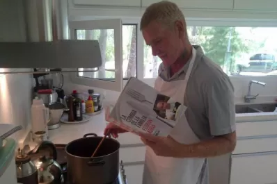 Maradona, el guiso opositor y De Narváez