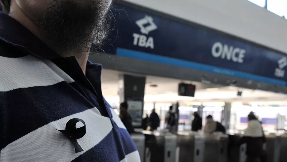 SIN OLVIDO. Los familiares de las víctimas del choque de trenes ocurrido en febrero de 2012 piden el castigo para los culpables. TELAM / ARCHIVO