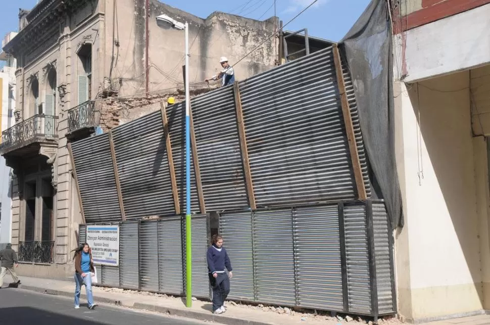 VARIOS AÑOS. En 2010, la nueva comisaría ya estaba en construcción. LA GACETA / FOTO DE FRANCO VERA (ARCHIVO)