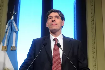 El Gobierno afirma que no le pone techo a las paritarias