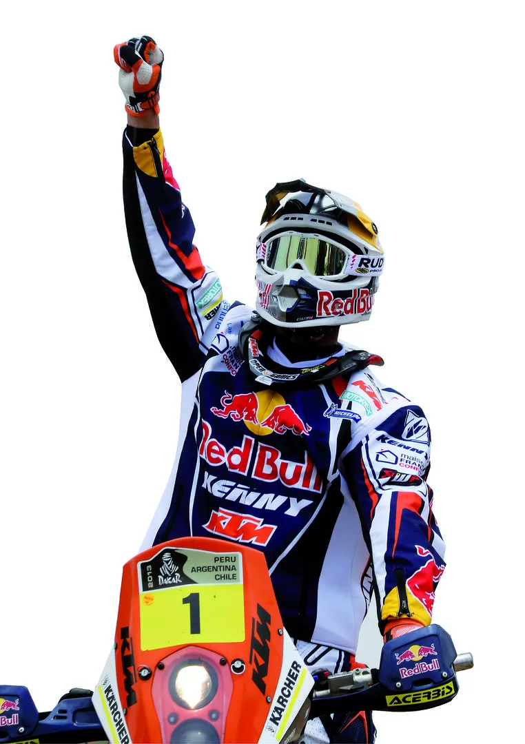 EL MÁS GANADOR. Stephane Peterhansel contó con un Mini en perfecto estado en este Dakar. Nunca antes manejé un auto perfecto como este, señaló el francés. Fue navegado por Jean Paul Cotrett (ambos en la foto). 