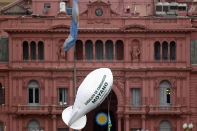 Gremialistas y la UIA se cruzan por las paritarias desdobladas