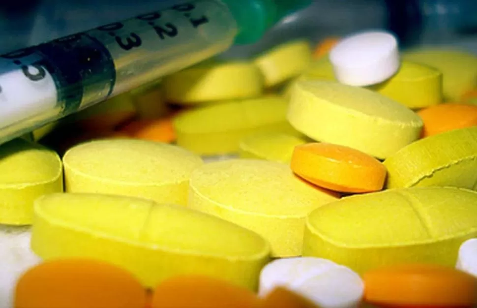 ESTABAN OCULTAS. La Policía halló las pastillas en los huecos de las paredes.  