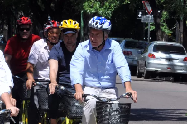 Macri no salió todavía a la cancha