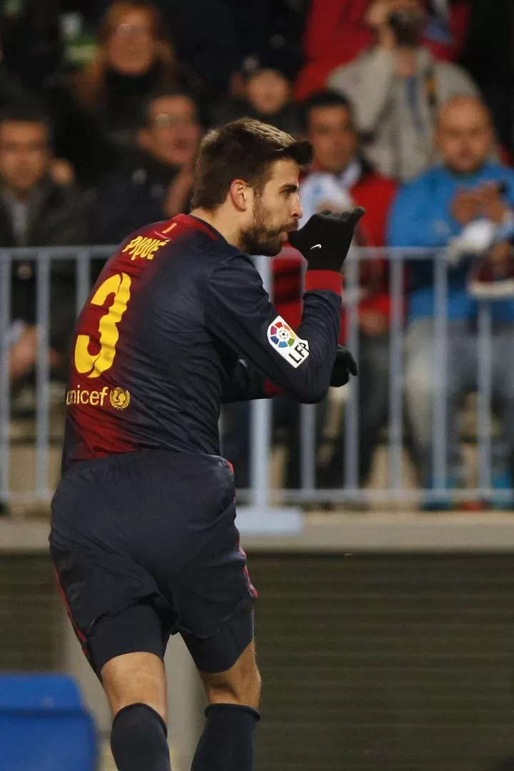 DEDICATORIA. Piqué marcó un gol y se lo dedicó a su hijo recién nacido. 