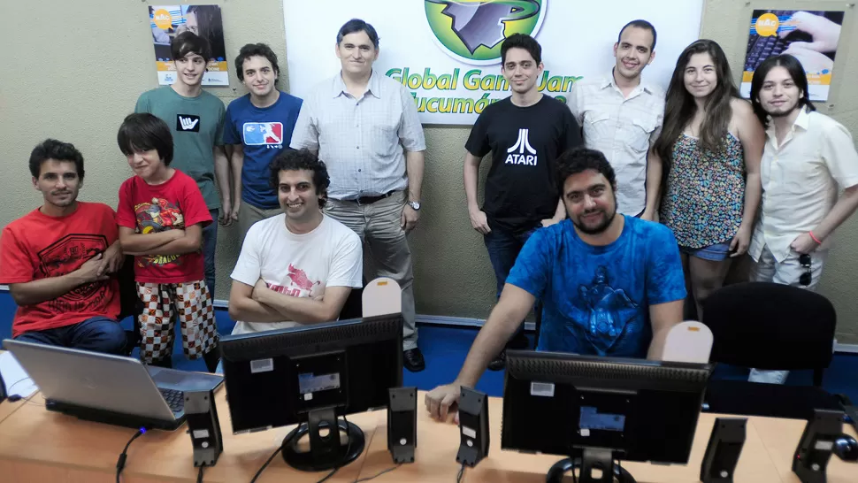 ASES DE LA DIVERSIÓN. Nieto, organizador de GGJ en Tucumán, trabajó con su equipo en el Ente de Cultura.
