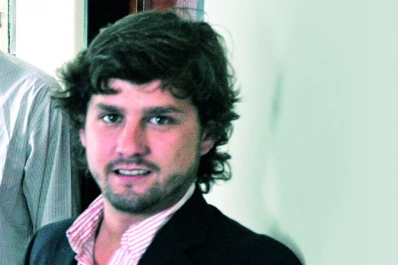 Denunció que un edil lo hacía compartir su sueldo Las etapas del proceso