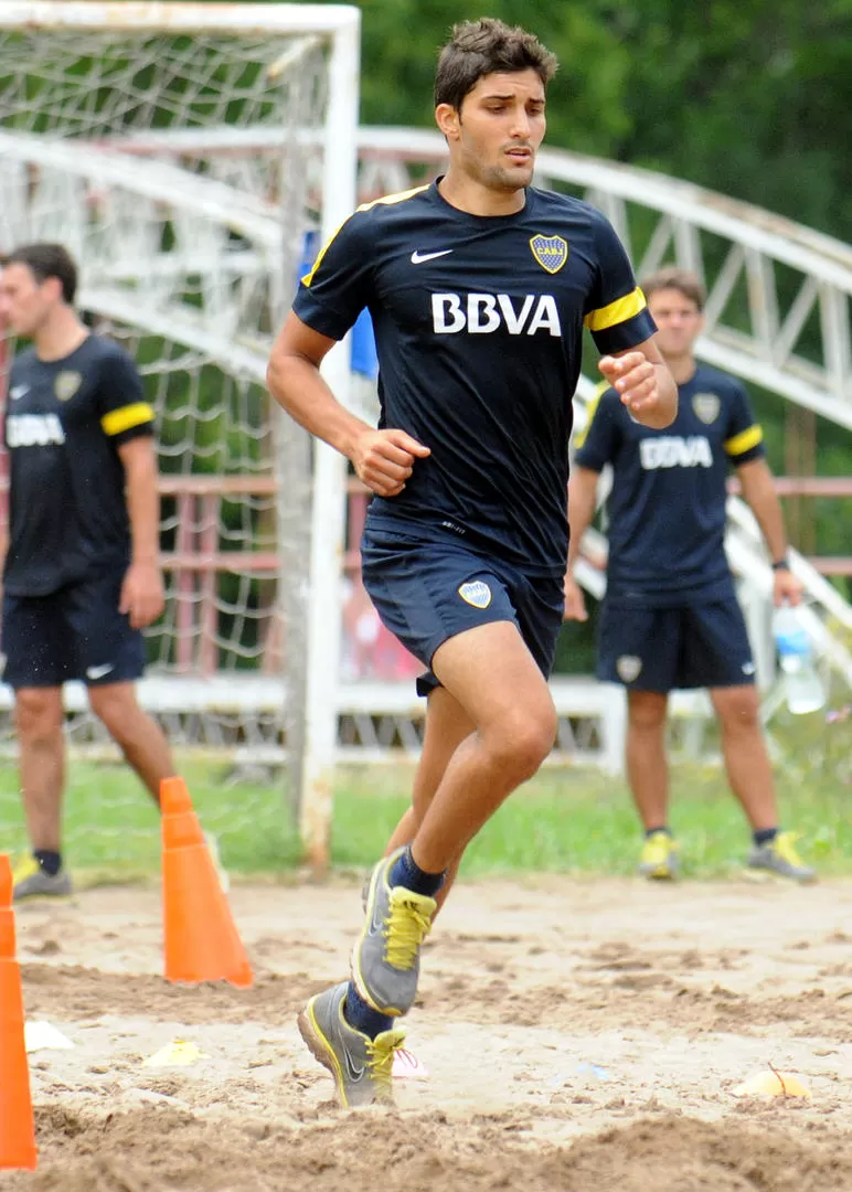 ¿SE VA?. Nico Blandi, prescindible, podría jugar su último partido en Boca. 