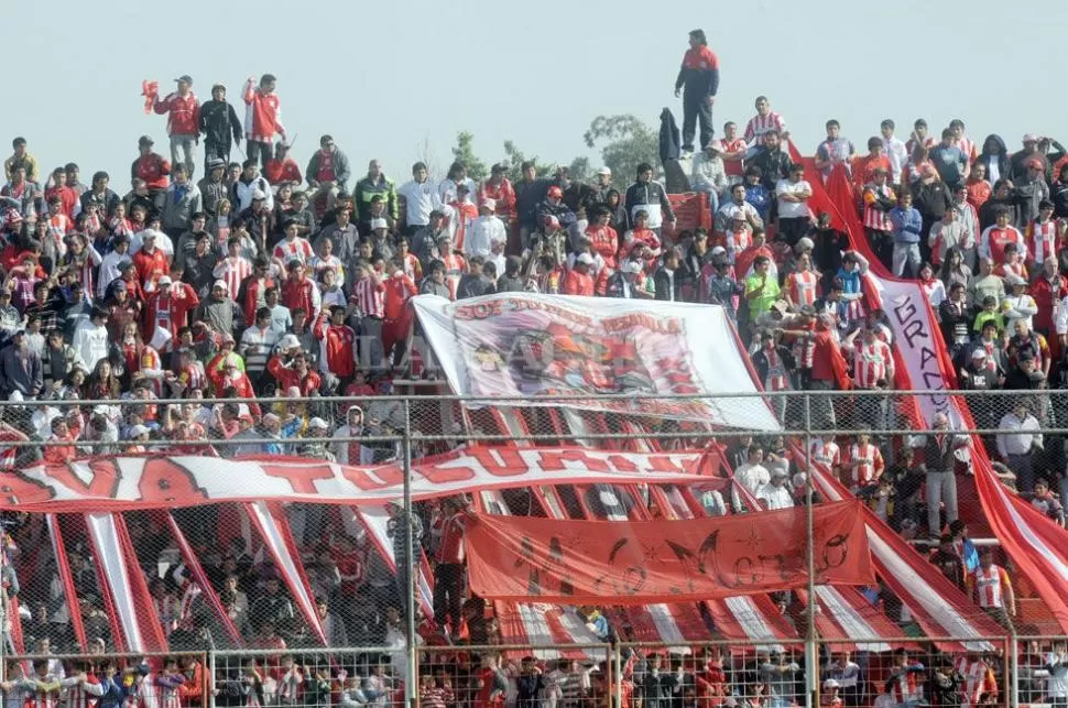 SOLO ROJO Y BLANCO. La Ciudadela espera una fiesta. LA GACETA/ARCHIVO