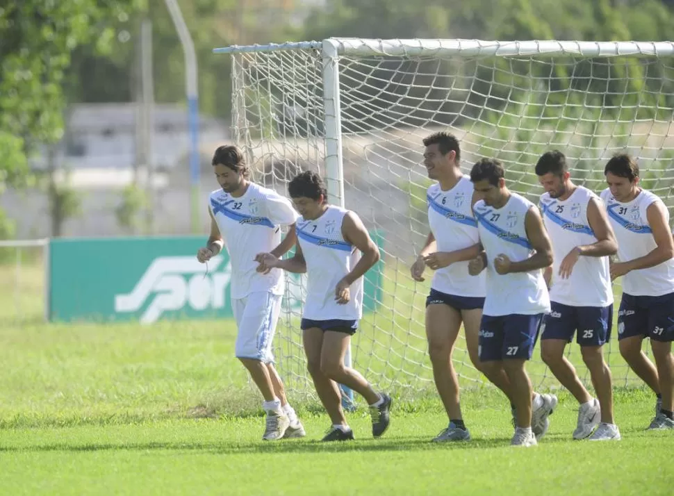 MÁRMOL ESTÁ FELIZ. El defensor reconoció que se siente mucho más liviano que el año pasado y en la cancha se notó. 