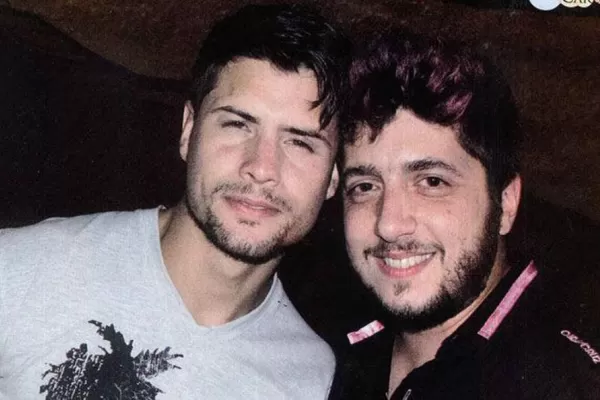 Jay Mammón presentó en sociedad a su novio de 23 años