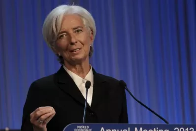 Cristina fustiga al FMI y a los holdouts