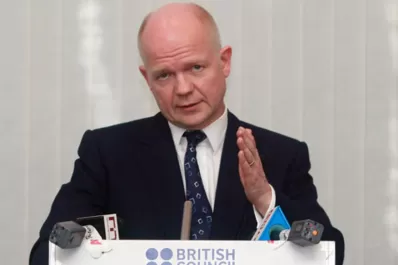 Hague condiciona la reunión con Timerman: tienen que participar kelpers