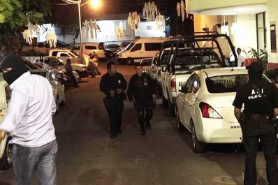 Un grupo de encapuchados viola a seis turistas españolas en Acapulco