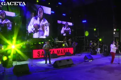 Sergio Galleguillo le aportó toda su fiesta al Festival de Yokavil