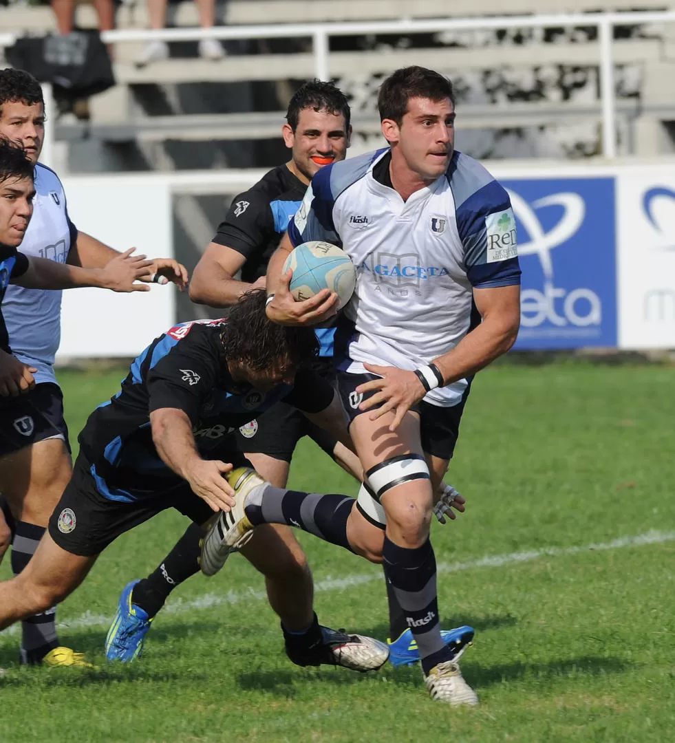 DURO DE FRENAR. Gran parte de la fuerza de choque de Universitario en el juego corto reposaba en la potencia de Ahualli. 