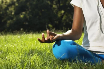 Concentrate en tu vientre y aprenderás a escuchar la voz de tu ser interior