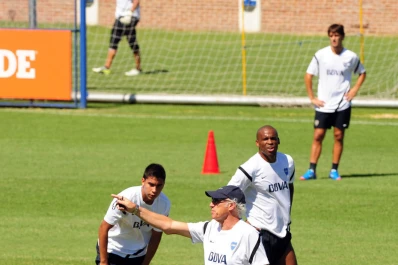 Los hinchas se ilusionan y el vestuario se divide