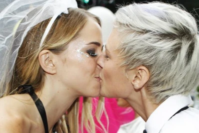 Un funcionario del Vaticano respaldó las uniones entre homosexuales