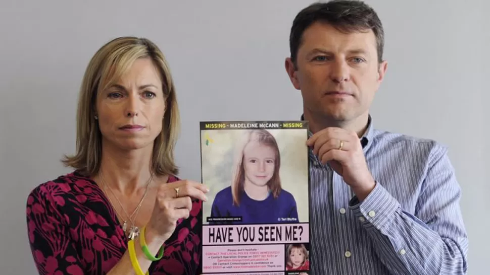 SIN RESPUESTAS. Kate y Gerry McCann buscan a su hija desaparecida en unas vacaciones familiares en Portugal. FOTO TOMADA DE LAVOZDEGALICIA.ES