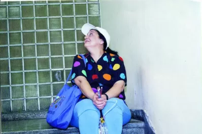 El árbol de Galeano recibirá mañana a La Jesica Yolanda