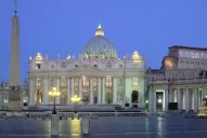 Joseph Ratzinger se mudará a un monasterio