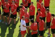 Roldán dirigió su primera práctica en San Martín