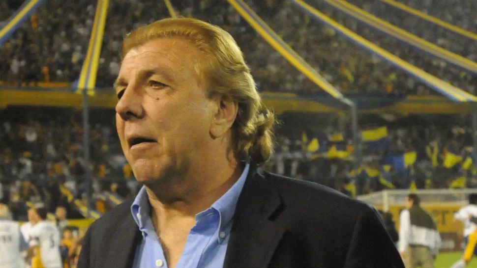 CON BUZO NUEVO. Mostaza quiere sacar a Douglas Haig de la B. TELAM