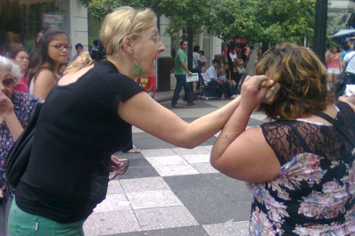 Atrapan a una supuesta mechera en el centro