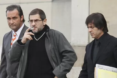 Oyarbide ordenó la prisión preventiva a los Schoklender