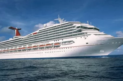 Pesadilla en un crucero de lujo varado en el océano