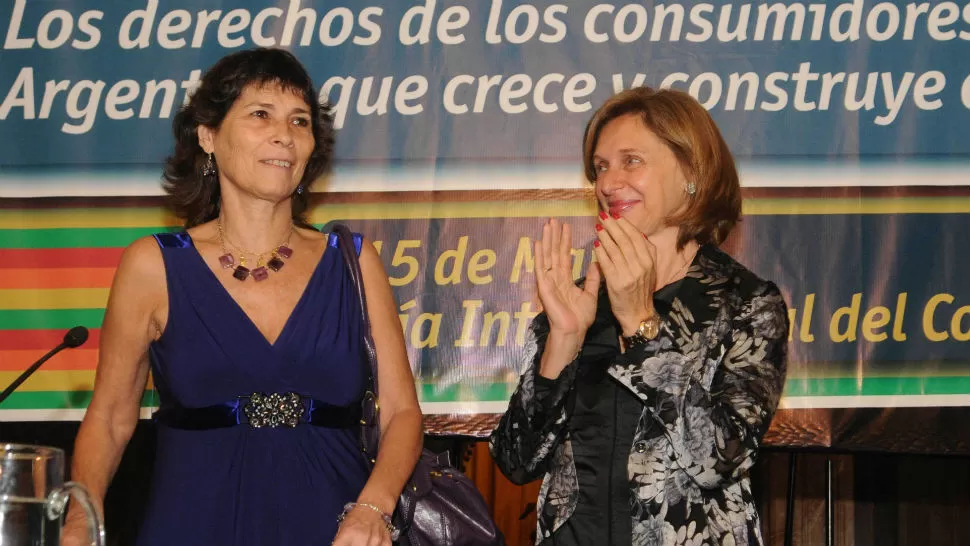 JUNTAS. María Lucila Pimpi Colombo Y  Beatriz Liliana Rojkes de Alperovich. TELAM